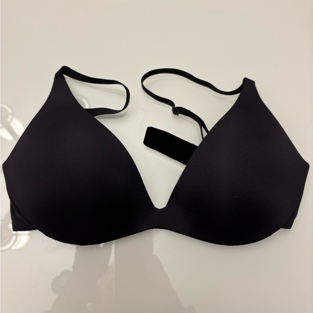 NWOT SKIMS Classic Black Bra